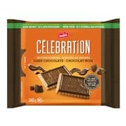 Biscuits au beurre garnis de chocolat noir